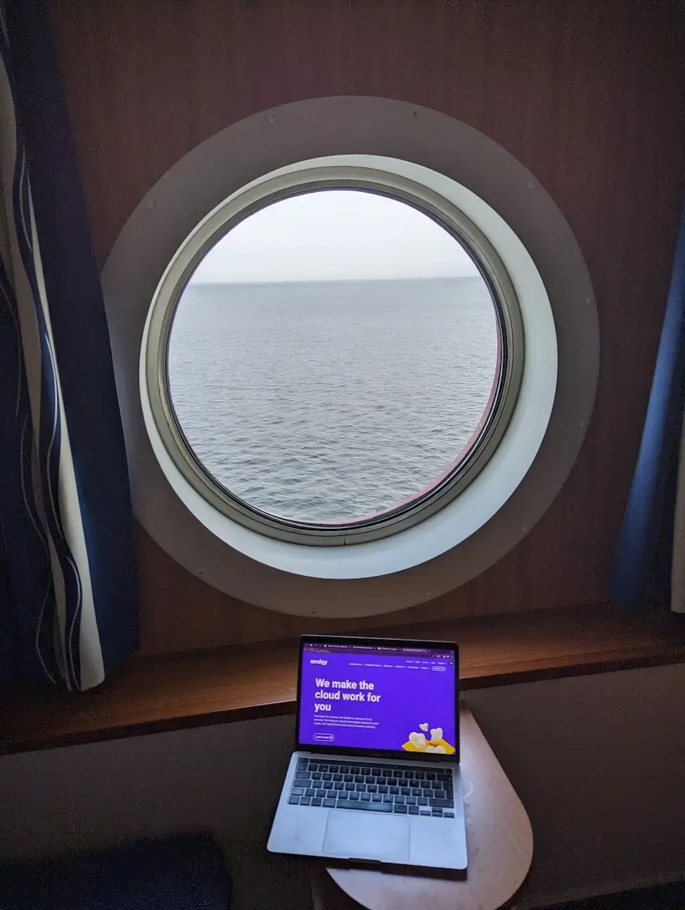 remote-boat